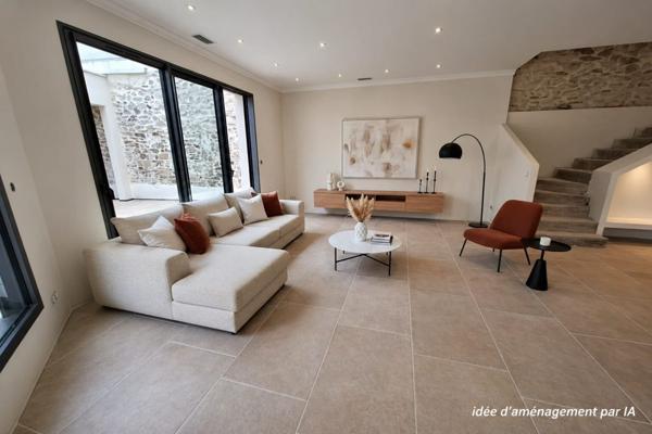 A VENDRE - MAISON DE VILLE D'EXCEPTION Centre ville Nîmes