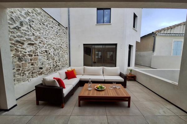 A VENDRE - MAISON DE VILLE D'EXCEPTION Centre ville Nîmes