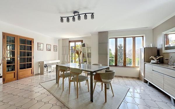 Maison à vendre    7 pièces •  Brunoy