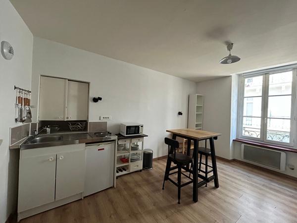 Appartement Nantes T1 ,  
Nantes 44000