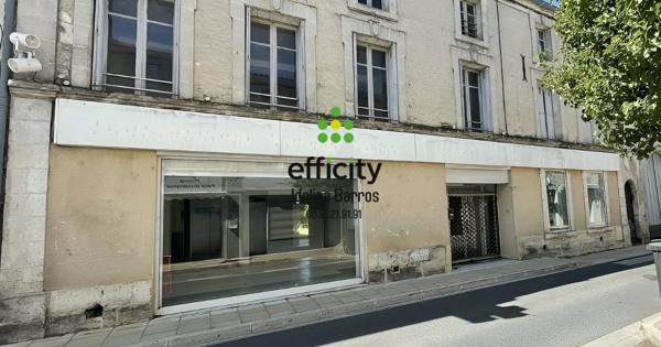 Maison
         8 pièces
        - 350 m² Exclusivité 129 000 € *