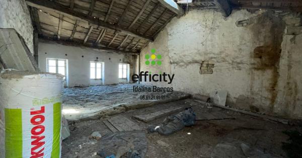 Maison
         8 pièces
        - 350 m² Exclusivité 129 000 € *