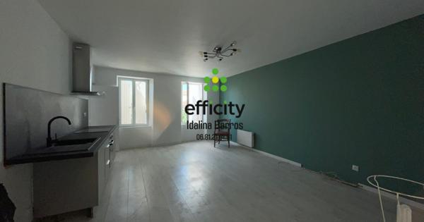 Maison
         8 pièces
        - 350 m² Exclusivité 129 000 € *