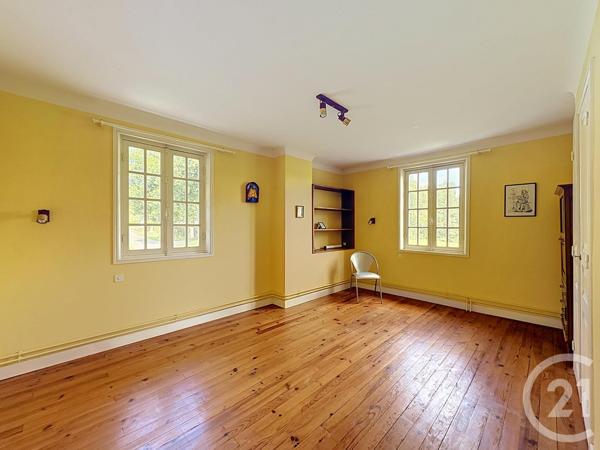 Maison à vendre  8 pièces - 181,34 m 2   ARCANGUES  - 64