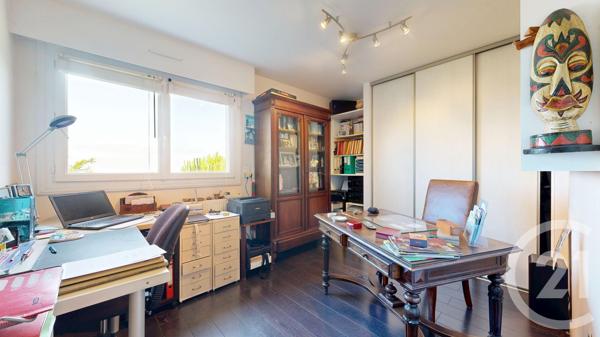 Appartement F5 à vendre  5 pièces - 111,35 m 2   BIARRITZ  - 64