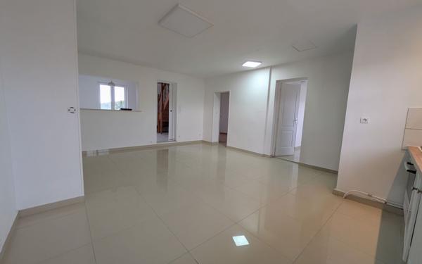 Maison à vendre    3 pièces •  Neuville-Saint-Amand