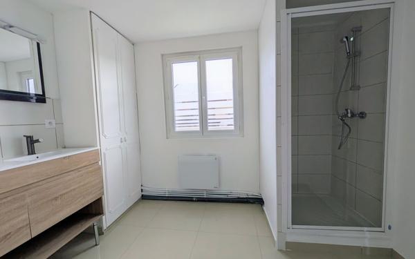 Maison à vendre    3 pièces •  Neuville-Saint-Amand