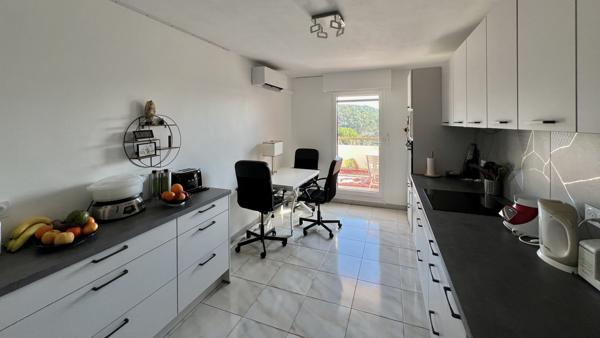 Appartement 5 pièces - 125 m² Exclusivité efficity