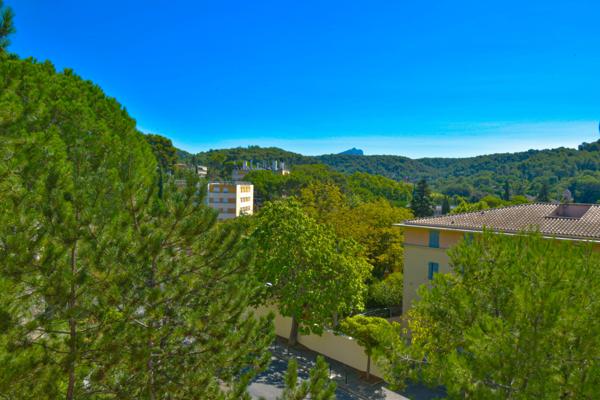 Appartement 5 pièces - 125 m² Exclusivité efficity