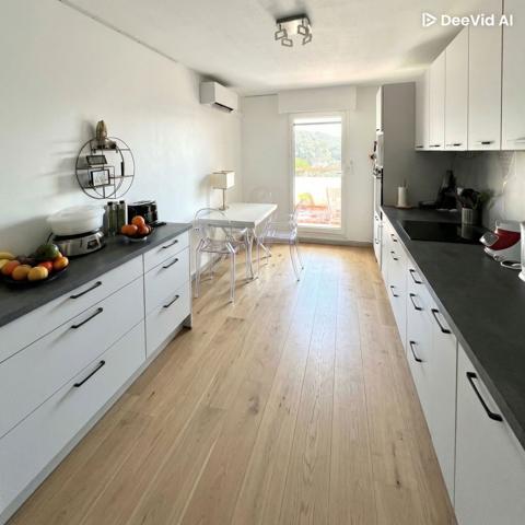 Appartement 5 pièces - 125 m² Exclusivité efficity