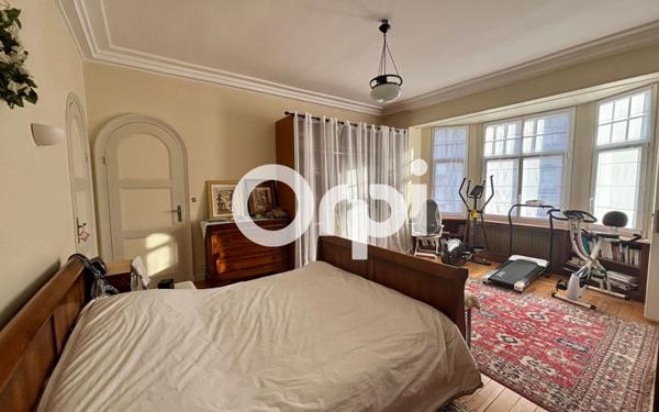 Maison à vendre    8 pièces • 239 m2 Boulogne-sur-Mer