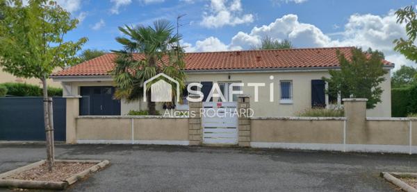 Pavillon de plain pied à Nieul l'Espoir