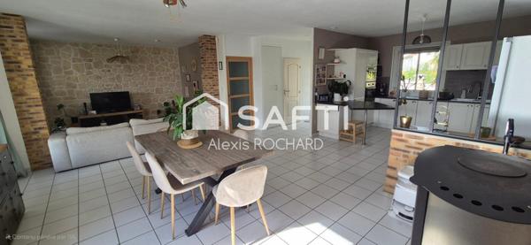 Pavillon de plain pied à Nieul l'Espoir