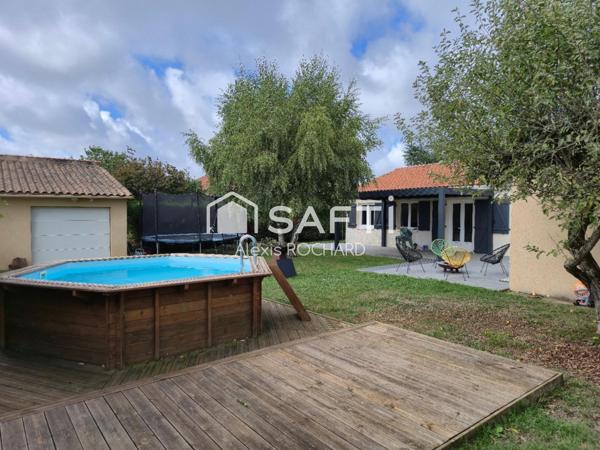 Pavillon de plain pied à Nieul l'Espoir