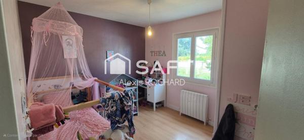 Pavillon de plain pied à Nieul l'Espoir