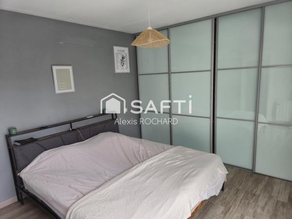 Pavillon de plain pied à Nieul l'Espoir