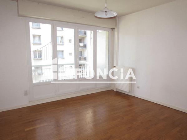 Location Studio 36.75 m² - 176 COURS BERRIAT Grenoble 38000