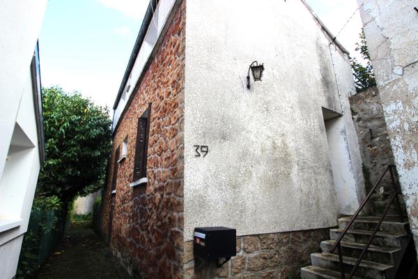 À Brunoy, dans un secteur agréable, découvrez cette maison pleine de potentiel d’environ 48 m², édifiée sur un