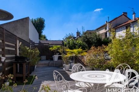 Maison à vendre 6 pièces 140 m² Suresnes