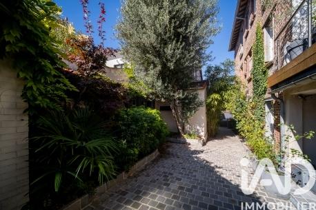 Maison à vendre 6 pièces 140 m² Suresnes