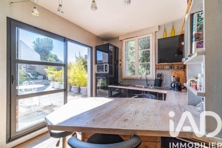 Maison à vendre 6 pièces 140 m² Suresnes