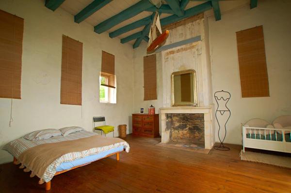 Historique château du 16ème siècle d’environ 750 m² – à 8 km de Bordeaux centre