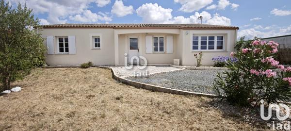 Maison à vendre 5 pièces 106 m² Fontenay-le-Comte