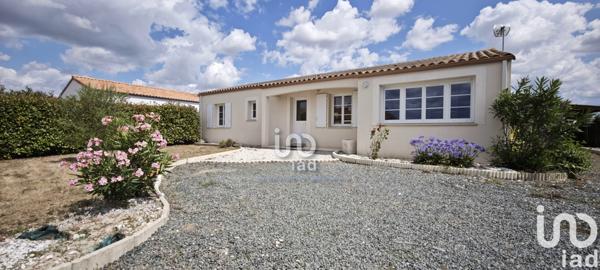 Maison à vendre 5 pièces 106 m² Fontenay-le-Comte