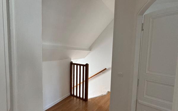 Appartement à louer    4 pièces • 58,70 m2 Creil