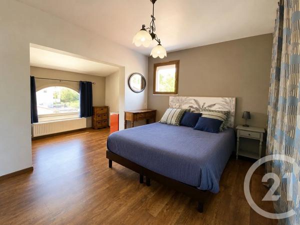 Maison à vendre  5 pièces - 148,37 m 2   GENAS  - 69