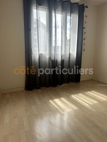 Vente
                Appartement48,35 m² - 2 Pièces -
                    CLERMONT FERRAND (63000)