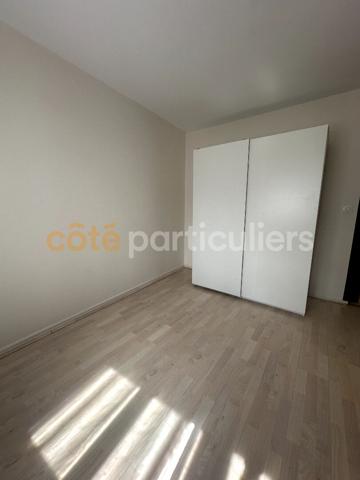 Vente
                Appartement48,35 m² - 2 Pièces -
                    CLERMONT FERRAND (63000)