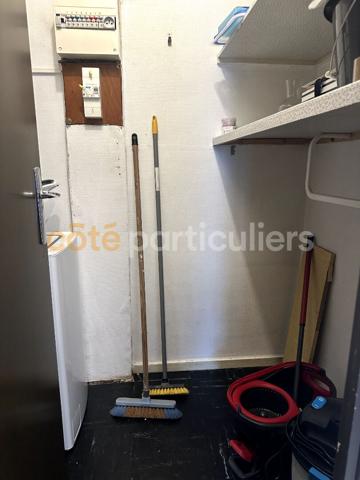 Vente
                Appartement48,35 m² - 2 Pièces -
                    CLERMONT FERRAND (63000)