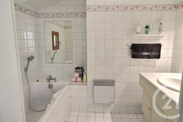 Maison à vendre  5 pièces - 155 m 2   BIOT  - 06