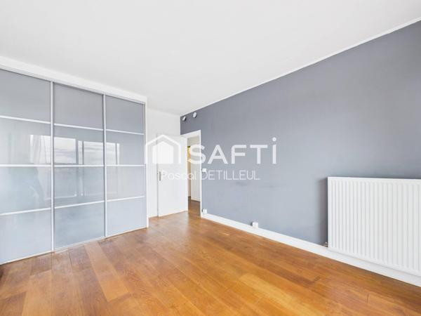 GARCHES - Buzenval appartement 5 pièces 109m2 - Dernier étage