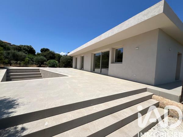 Maison à vendre 8 pièces 220 m² Sainte-Lucie-De-Porto Vecchio