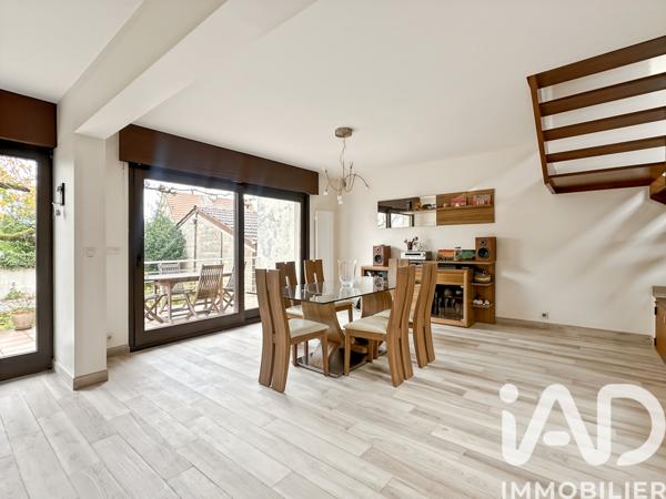Maison à vendre 7 pièces 143 m² Noisy-le-Grand