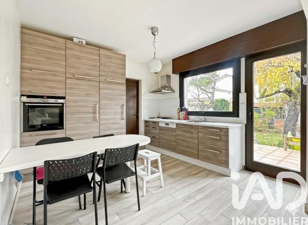 Maison à vendre 7 pièces 143 m² Noisy-le-Grand