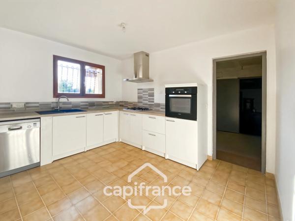 Maison de plein-pied - 125 m² - 4 pièces - Terrain 991 m² SAINTE LIVRADE SUR LOT (47)