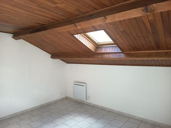 À vendre - Maison individuelle, 5 pièces située à Pont-de-Labeaume (07380)