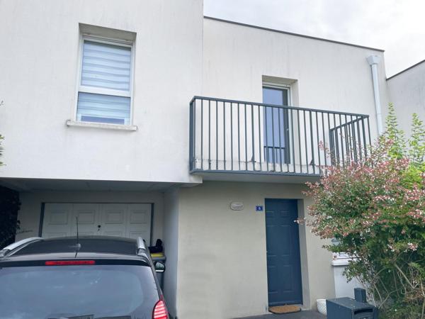Pour investisseur, Revenu locatif annuel : 12 444 € _ Maison contemporaine T4 de 93 m²