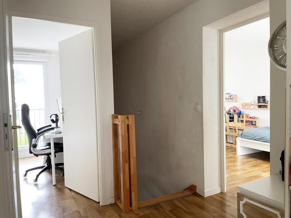 Pour investisseur, Revenu locatif annuel : 12 444 € _ Maison contemporaine T4 de 93 m²