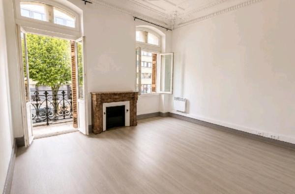 APPARTEMENT DE CARACTÈRE 94 M² – BORDEAUX – 5 PIÈCES – BALCON – IDÉAL HABITATION OU PROFESSION LIBÉRALE