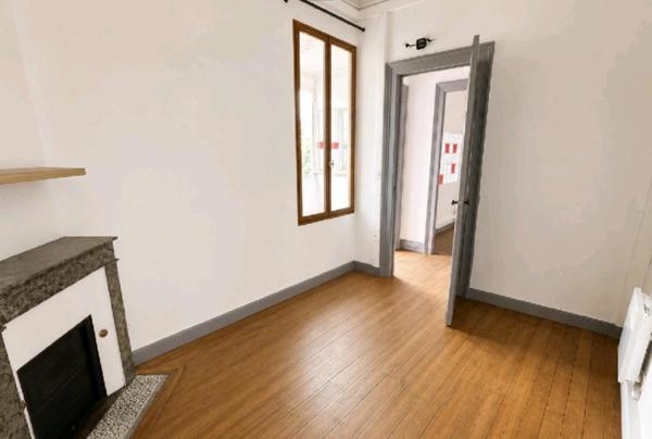 APPARTEMENT DE CARACTÈRE 94 M² – BORDEAUX – 5 PIÈCES – BALCON – IDÉAL HABITATION OU PROFESSION LIBÉRALE