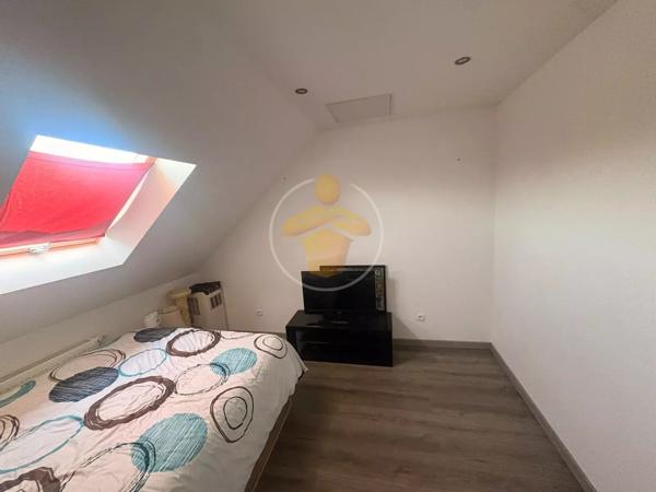 Vente                                                      Maison
                        
                     3 pièces                      78 m2                     à Charmes