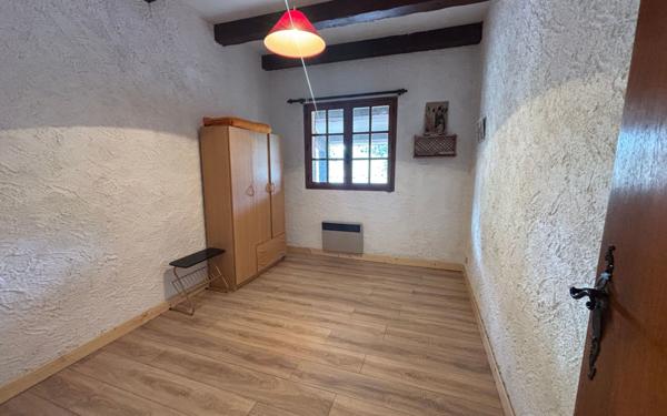 Maison à vendre    3 pièces •  Esparron-de-Verdon