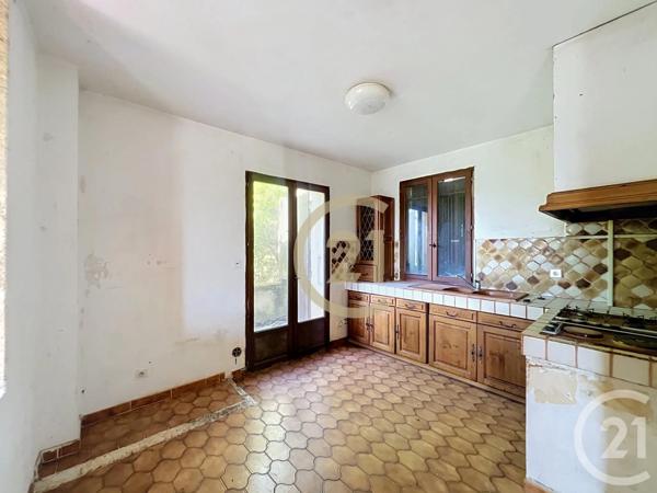 Maison à vendre  7 pièces - 166,27 m 2   UZES  - 30