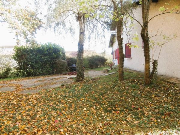 Vente                                                      Villa
                        
                     6 pièces                      148 m2                     à Saint-Hilaire-de-la-Côte