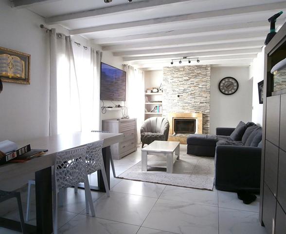 Vente                                                      Villa
                        
                     6 pièces                      148 m2                     à Saint-Hilaire-de-la-Côte