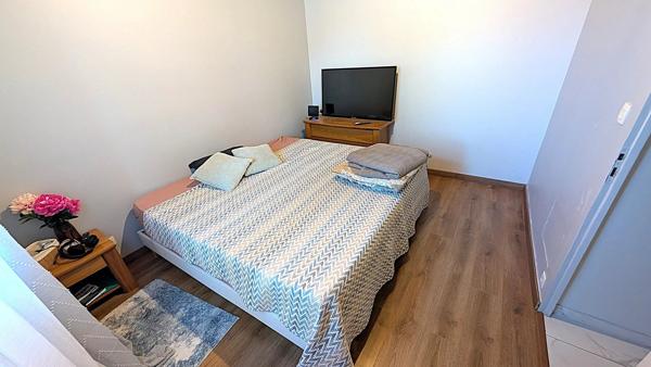 Vente                                                      Villa
                        
                     6 pièces                      148 m2                     à Saint-Hilaire-de-la-Côte